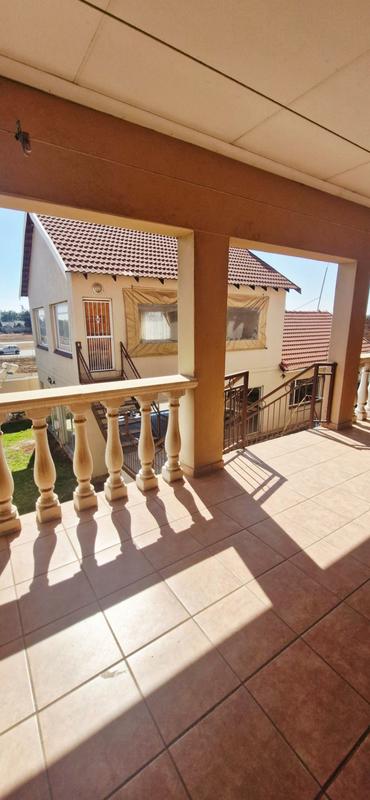 8 Bedroom Property for Sale in Sunward Park Gauteng