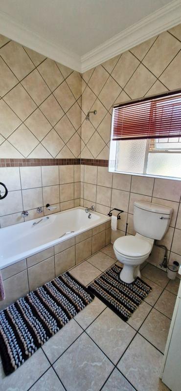 4 Bedroom Property for Sale in Sunward Park Gauteng