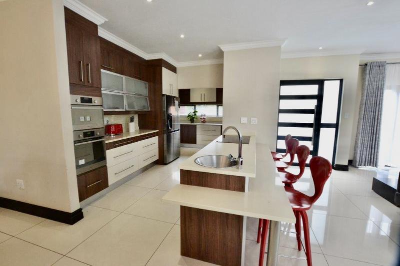 To Let 4 Bedroom Property for Rent in Copperleaf Estate Gauteng
