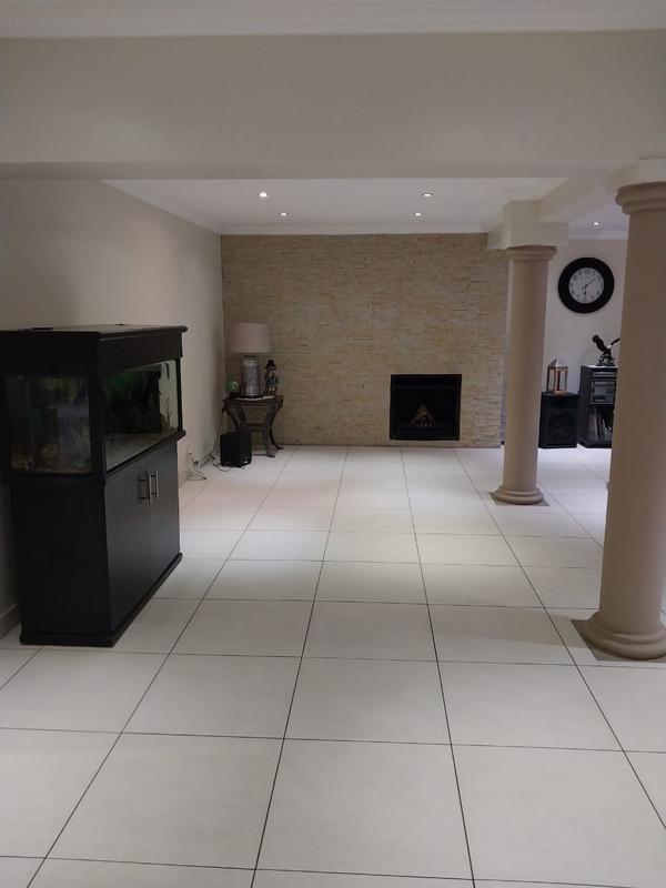 3 Bedroom Property for Sale in Sonneveld Gauteng