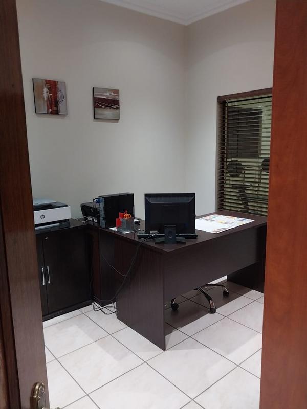 3 Bedroom Property for Sale in Sonneveld Gauteng