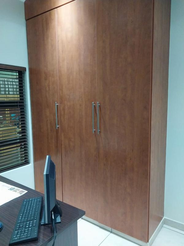 3 Bedroom Property for Sale in Sonneveld Gauteng