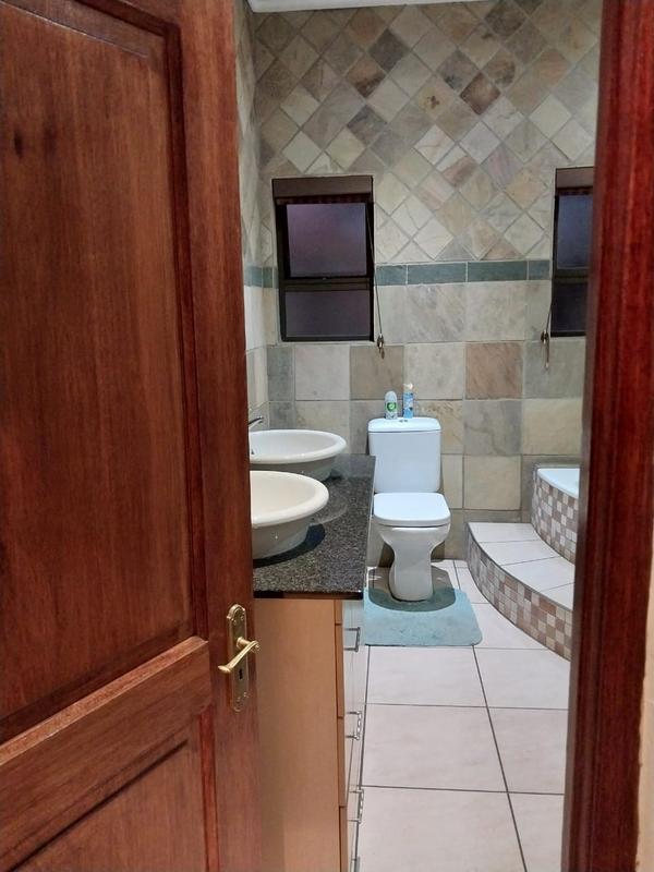 3 Bedroom Property for Sale in Sonneveld Gauteng