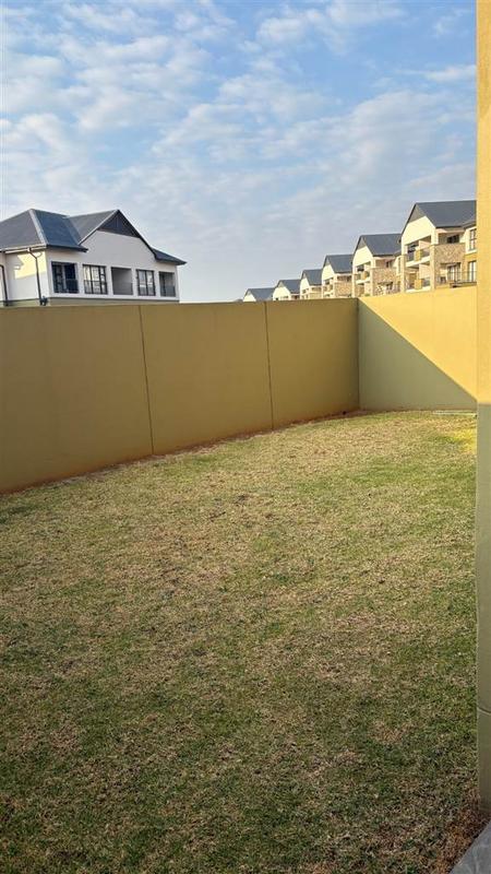 To Let 3 Bedroom Property for Rent in Waterfall Gauteng