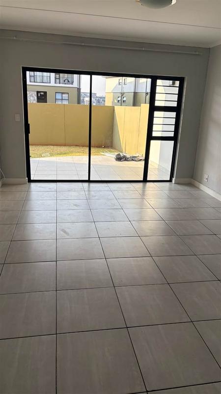 To Let 3 Bedroom Property for Rent in Waterfall Gauteng