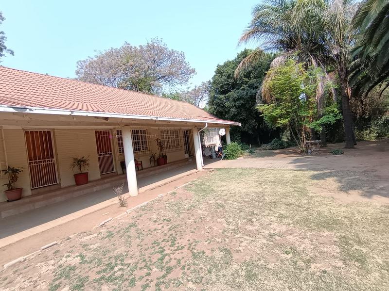 To Let 2 Bedroom Property for Rent in Klippoortje Gauteng