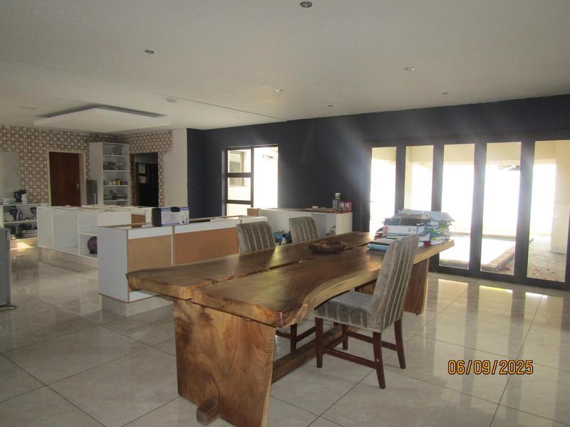 7 Bedroom Property for Sale in Sunward Park Gauteng