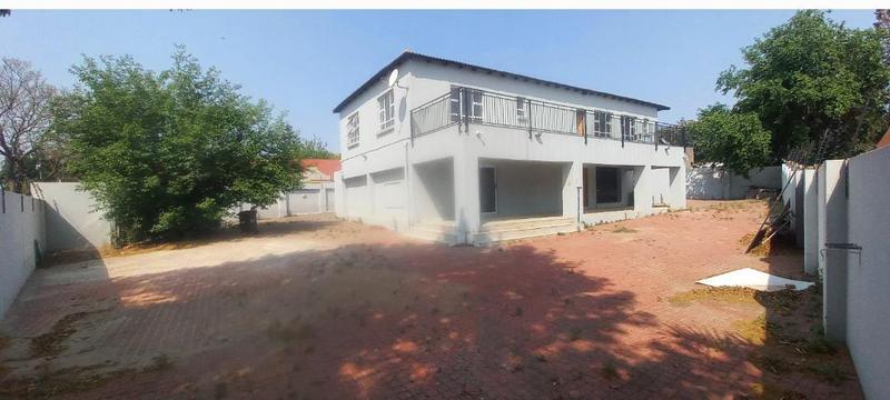 5 Bedroom Property for Sale in Bloubosrand Gauteng
