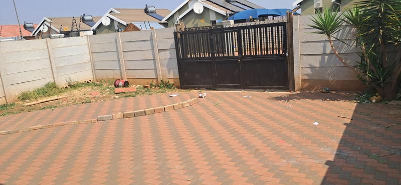 3 Bedroom Property for Sale in Sky City Gauteng