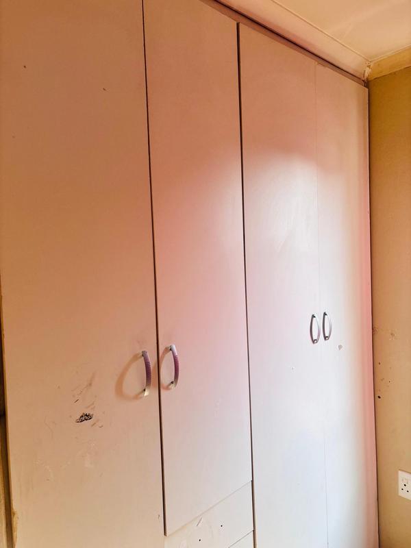 To Let 3 Bedroom Property for Rent in Fleurhof Gauteng