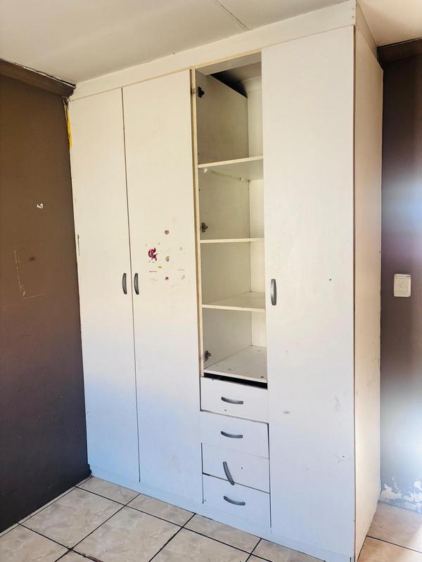 To Let 3 Bedroom Property for Rent in Fleurhof Gauteng