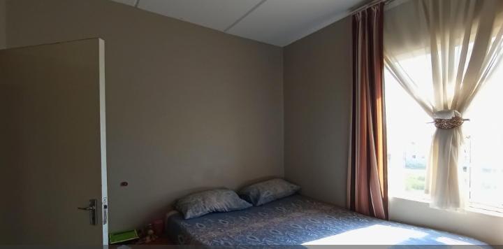 2 Bedroom Property for Sale in Fleurhof Gauteng