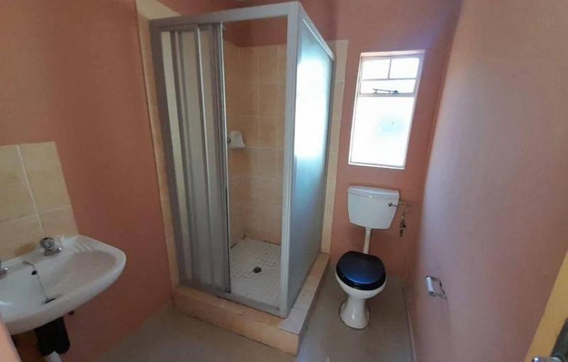 3 Bedroom Property for Sale in Rosslyn Gauteng