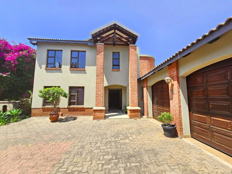To Let 4 Bedroom Property for Rent in Poortview Gauteng