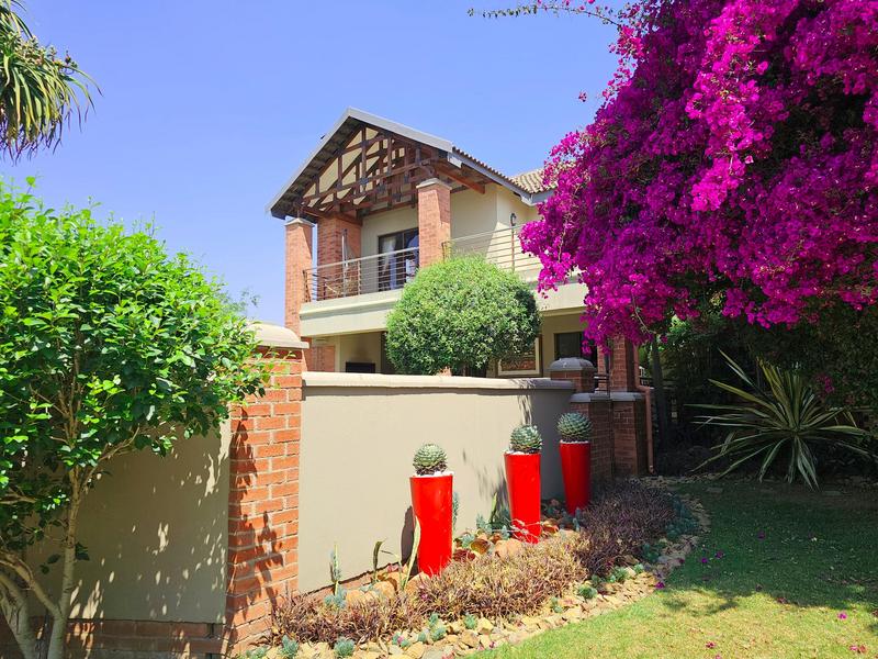To Let 4 Bedroom Property for Rent in Poortview Gauteng