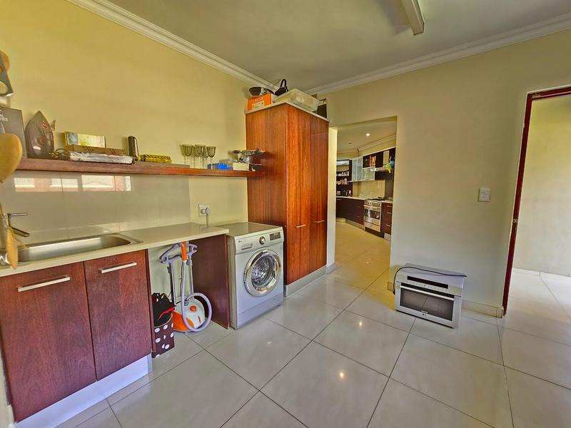 To Let 4 Bedroom Property for Rent in Poortview Gauteng