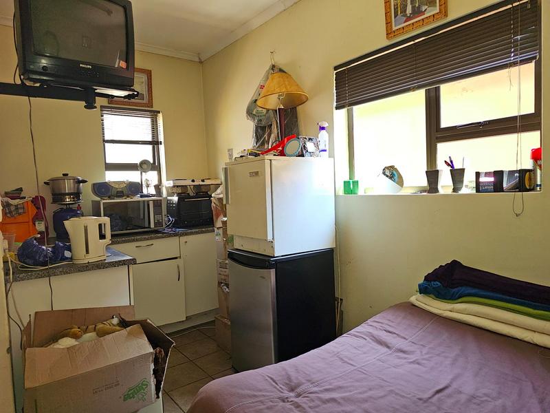 To Let 4 Bedroom Property for Rent in Poortview Gauteng