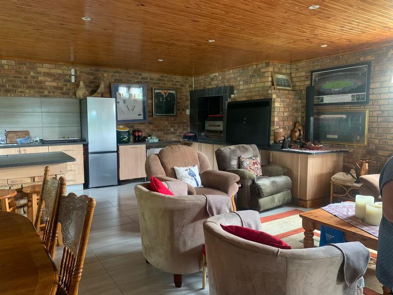 4 Bedroom Property for Sale in Birchleigh Gauteng