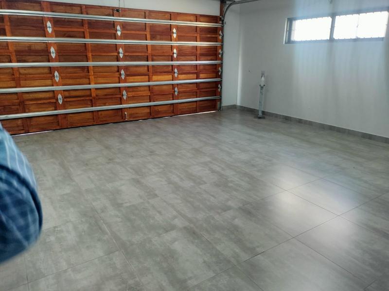 4 Bedroom Property for Sale in Ashlea Gardens Gauteng