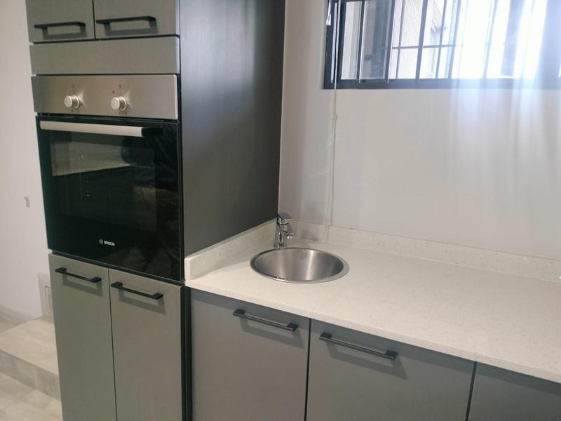 To Let 4 Bedroom Property for Rent in Waterkloof A H Gauteng
