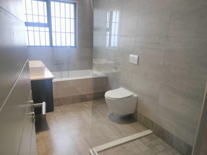 To Let 4 Bedroom Property for Rent in Waterkloof A H Gauteng