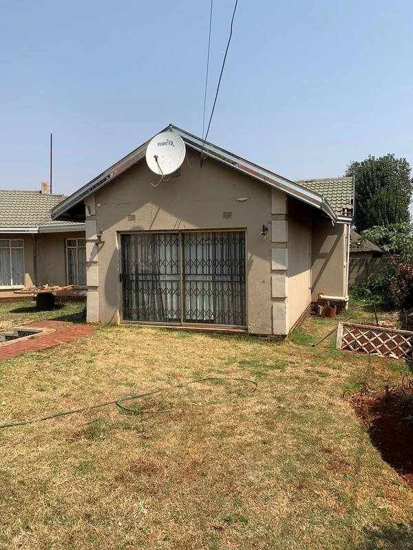 3 Bedroom Property for Sale in Dawn Park Gauteng