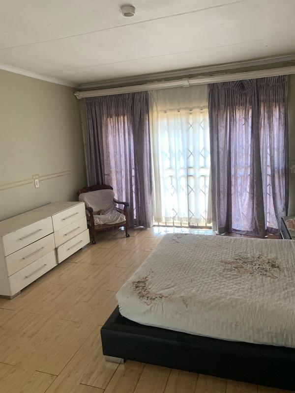 3 Bedroom Property for Sale in Dawn Park Gauteng