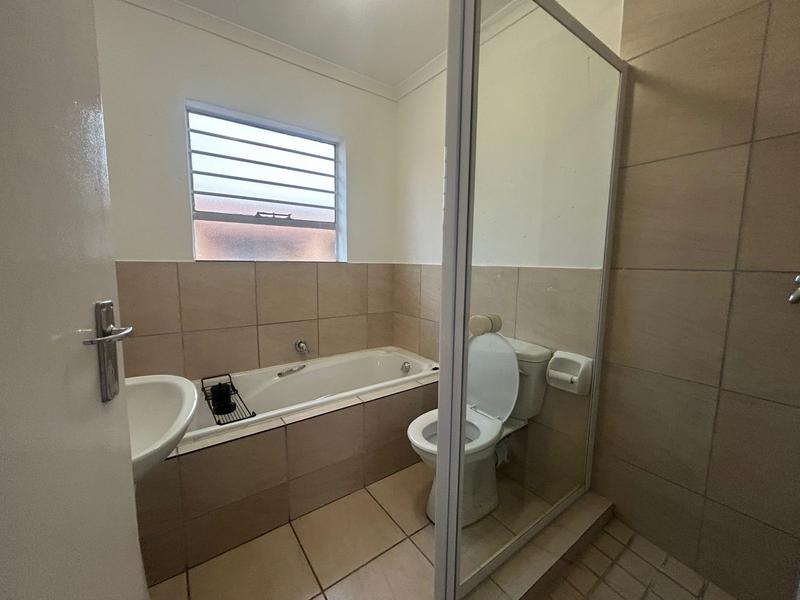 To Let 3 Bedroom Property for Rent in Wilgeheuwel Gauteng