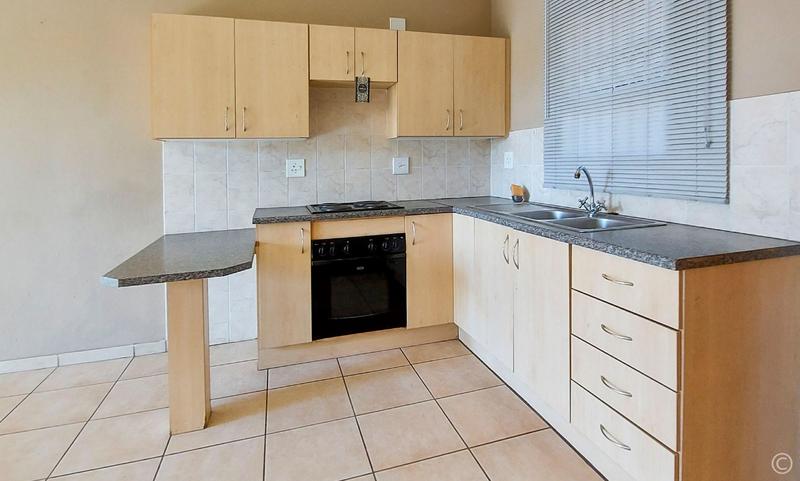 1 Bedroom Property for Sale in Vanderbijlpark SE 10 Gauteng