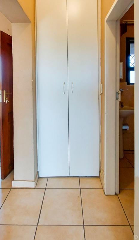 1 Bedroom Property for Sale in Vanderbijlpark SE 10 Gauteng