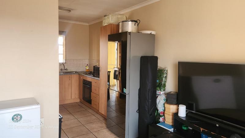 To Let 1 Bedroom Property for Rent in Kosmosdal Gauteng