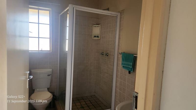 To Let 1 Bedroom Property for Rent in Kosmosdal Gauteng
