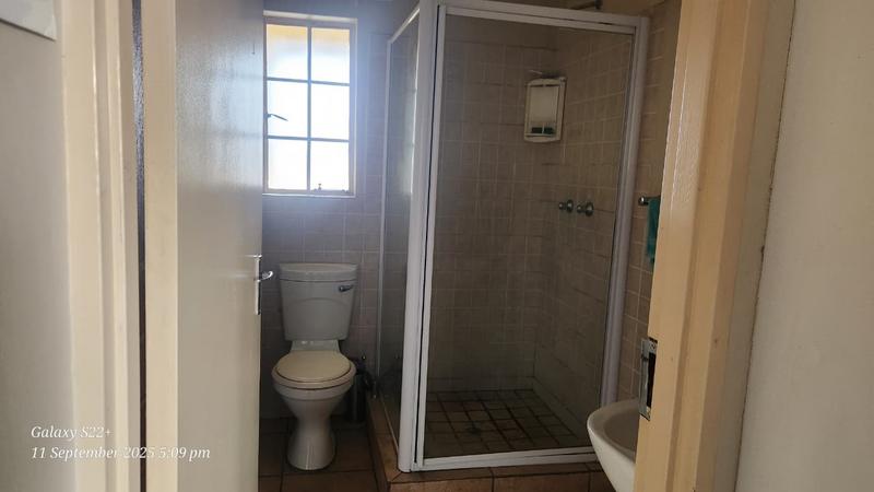 To Let 1 Bedroom Property for Rent in Kosmosdal Gauteng