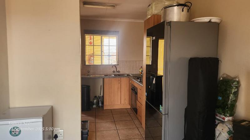 1 Bedroom Property for Sale in Kosmosdal Gauteng