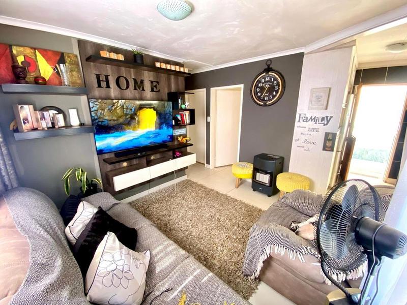 2 Bedroom Property for Sale in Protea Glen Gauteng