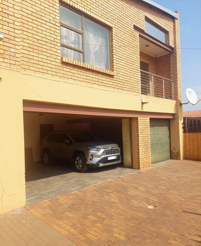 To Let 2 Bedroom Property for Rent in Roodekop Gauteng