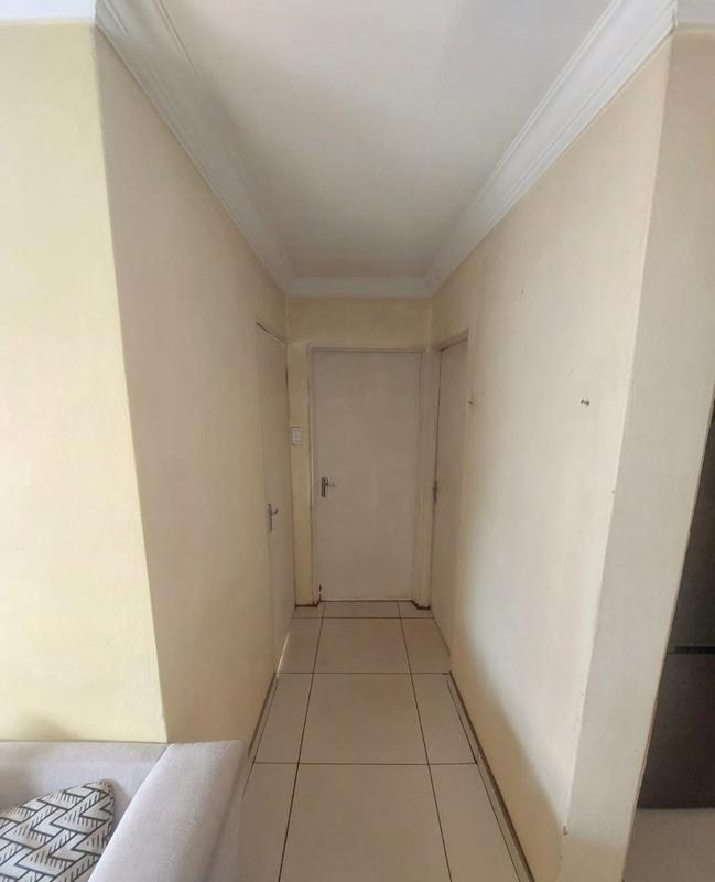To Let 2 Bedroom Property for Rent in Roodekop Gauteng