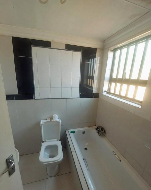 To Let 2 Bedroom Property for Rent in Roodekop Gauteng