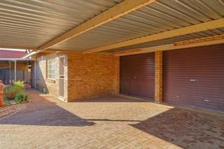 2 Bedroom Property for Sale in Eike Park Gauteng