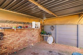 2 Bedroom Property for Sale in Eike Park Gauteng
