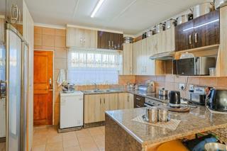 2 Bedroom Property for Sale in Eike Park Gauteng