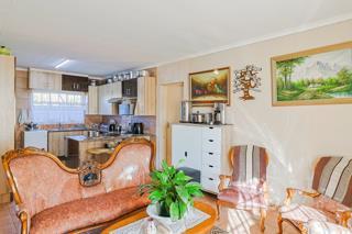 2 Bedroom Property for Sale in Eike Park Gauteng