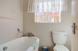2 Bedroom Property for Sale in Eike Park Gauteng