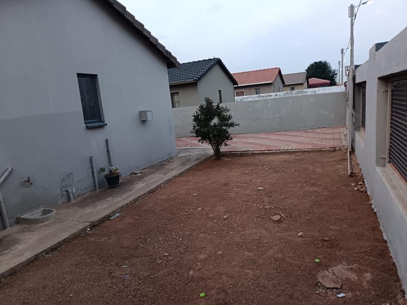 To Let 3 Bedroom Property for Rent in Windmill Park Gauteng