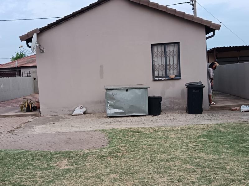 To Let 3 Bedroom Property for Rent in Windmill Park Gauteng