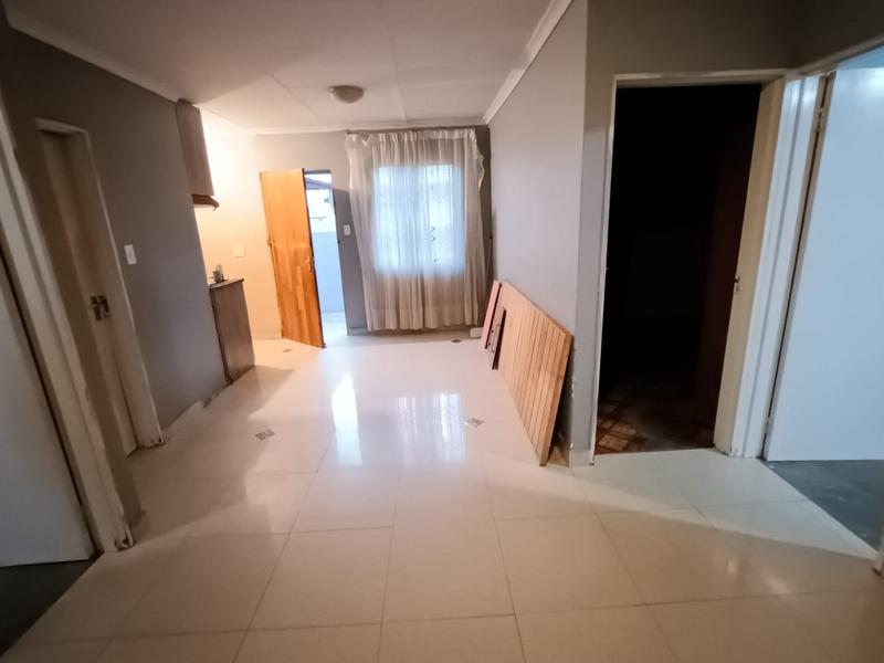 To Let 3 Bedroom Property for Rent in Windmill Park Gauteng