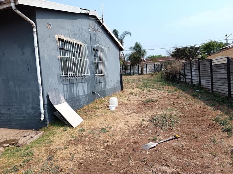 To Let 3 Bedroom Property for Rent in Tedstoneville Gauteng
