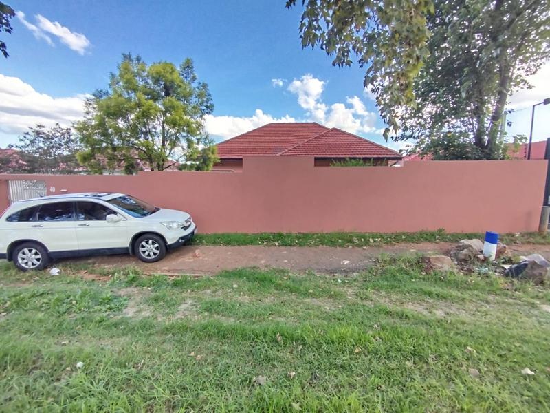 To Let 3 Bedroom Property for Rent in Cyrildene Gauteng
