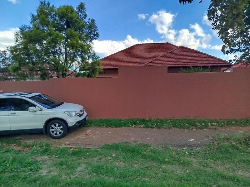 To Let 3 Bedroom Property for Rent in Cyrildene Gauteng