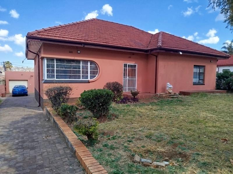 To Let 3 Bedroom Property for Rent in Cyrildene Gauteng